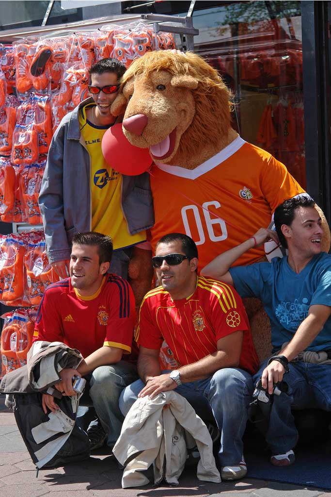 Spanish fans with Dutch team's mascot